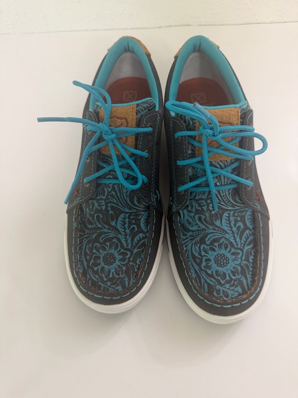 Twisted X Women’s 7.5M Turquoise Tooled Leather Driving Moccasins Floral Shoes